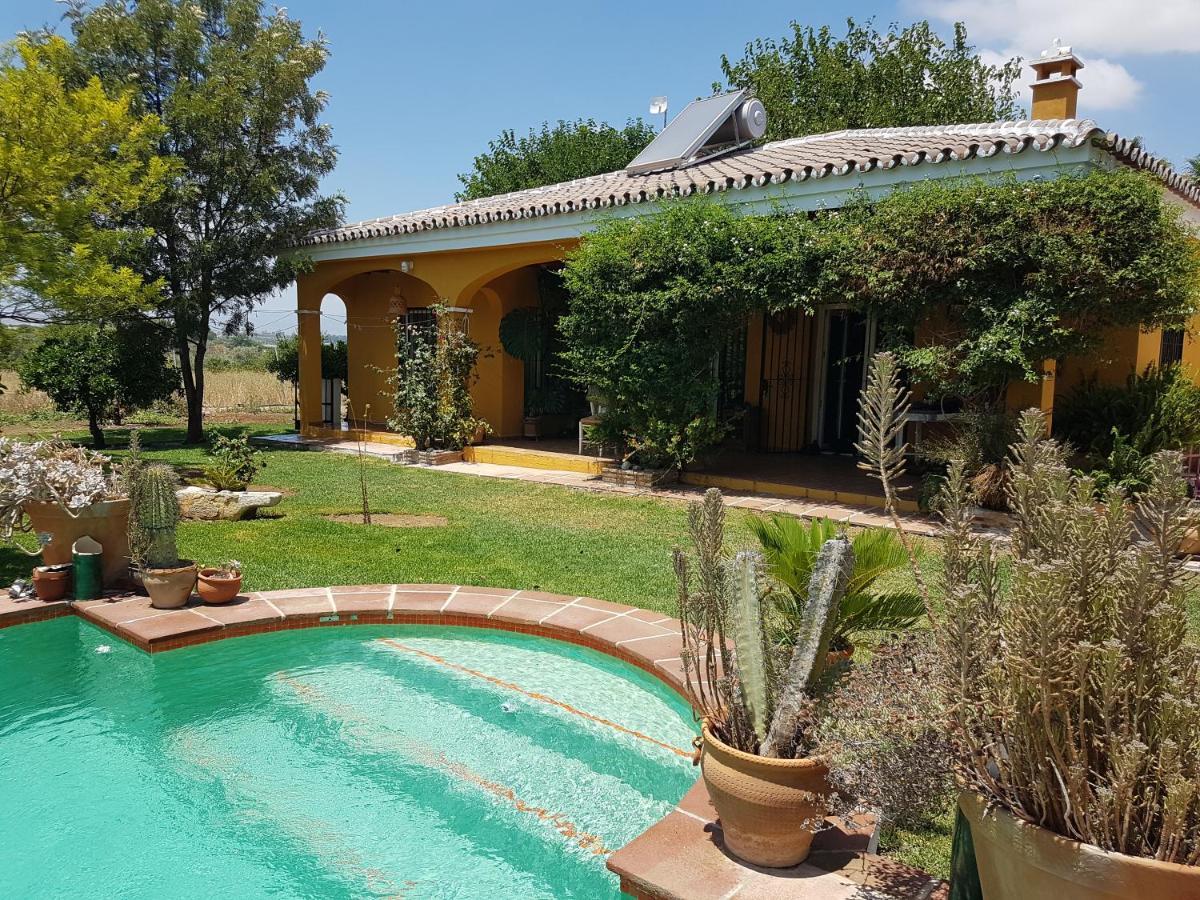 Finca La Gallina Blanca Alhaurin el Grande Exterior photo